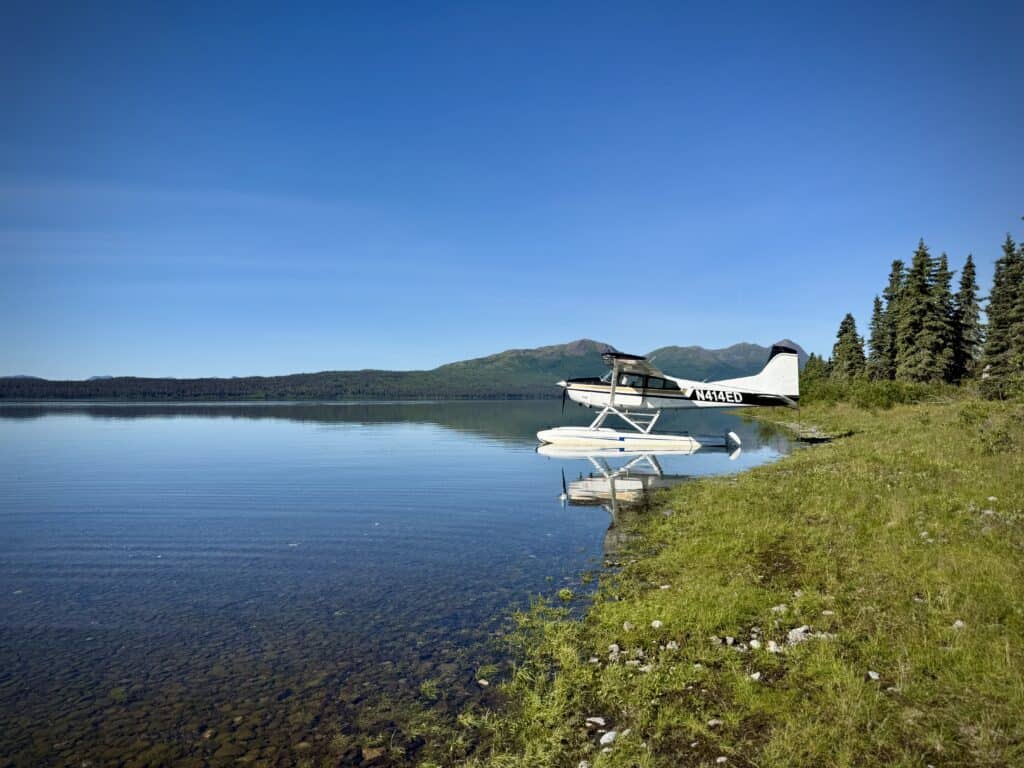 Davis Outfitters Floatplane